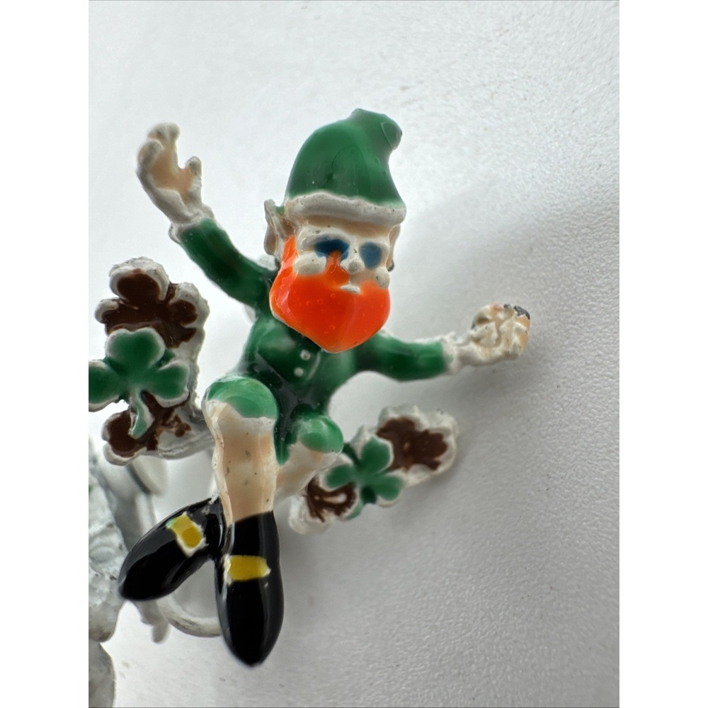 Vintage Leprechaun Shamrock St Patrick Day Green Enamel Clip On Earrings - Picture 1 of 5